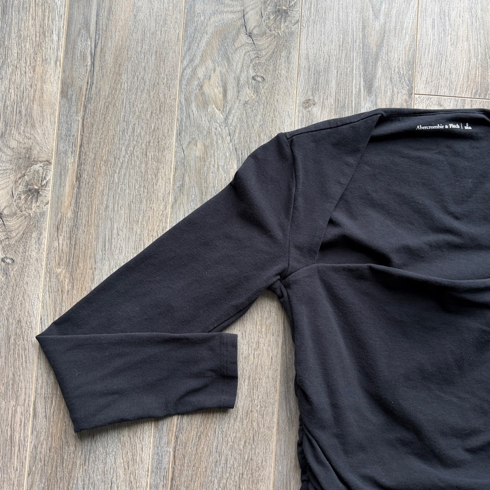 Abercrombie & Fitch Ava Long-Sleeve Top - Picture 4 of 7